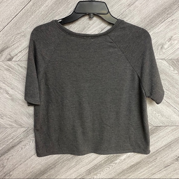Go Couture | Short Sleeve Knit Pullover Charcoal M - Picture 5 of 5